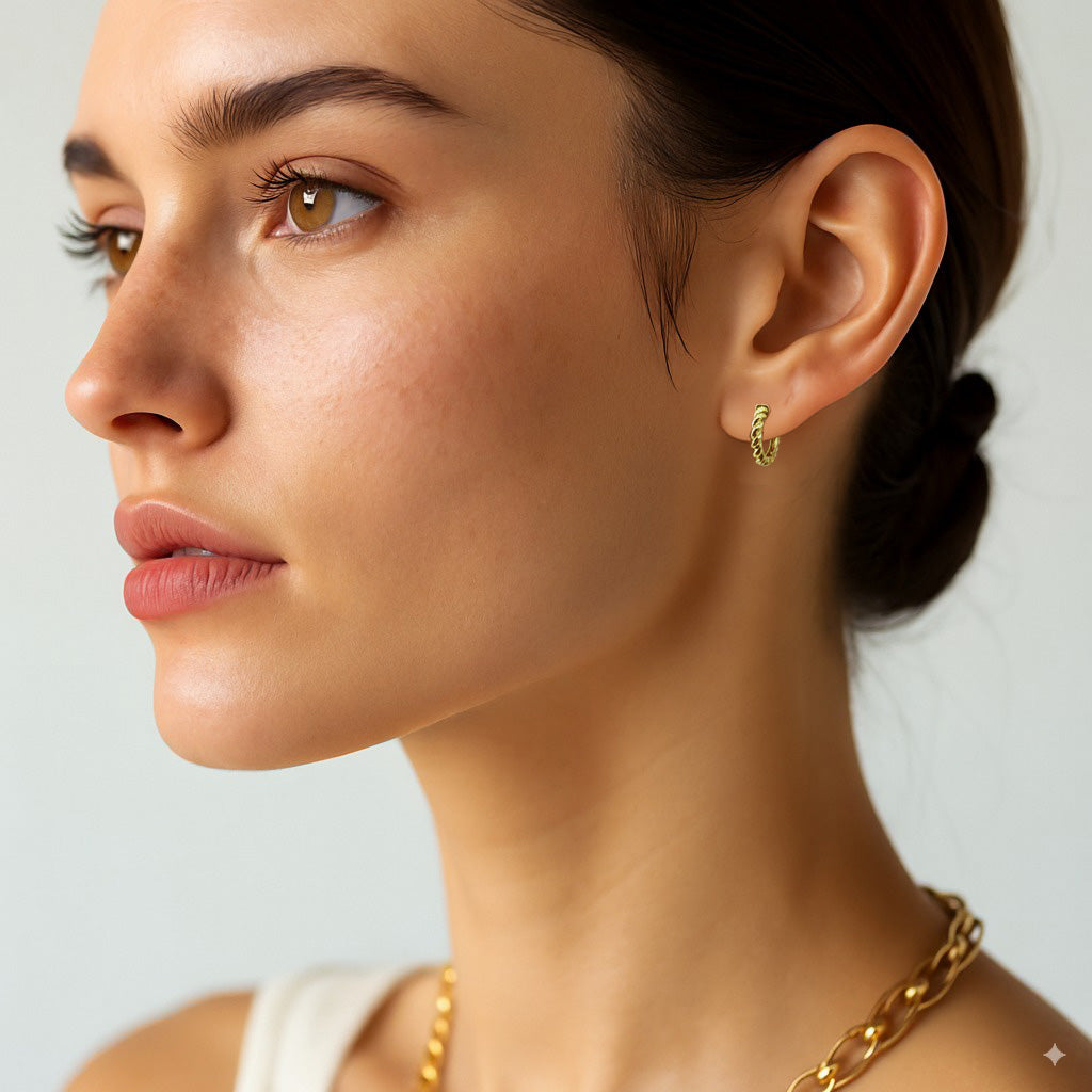 SHELL – Radiance Solid Gold Huggie Hoops