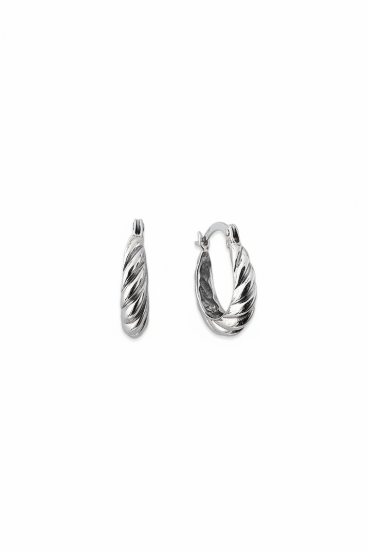 FLOW – Solid Silver Hoop Earrings