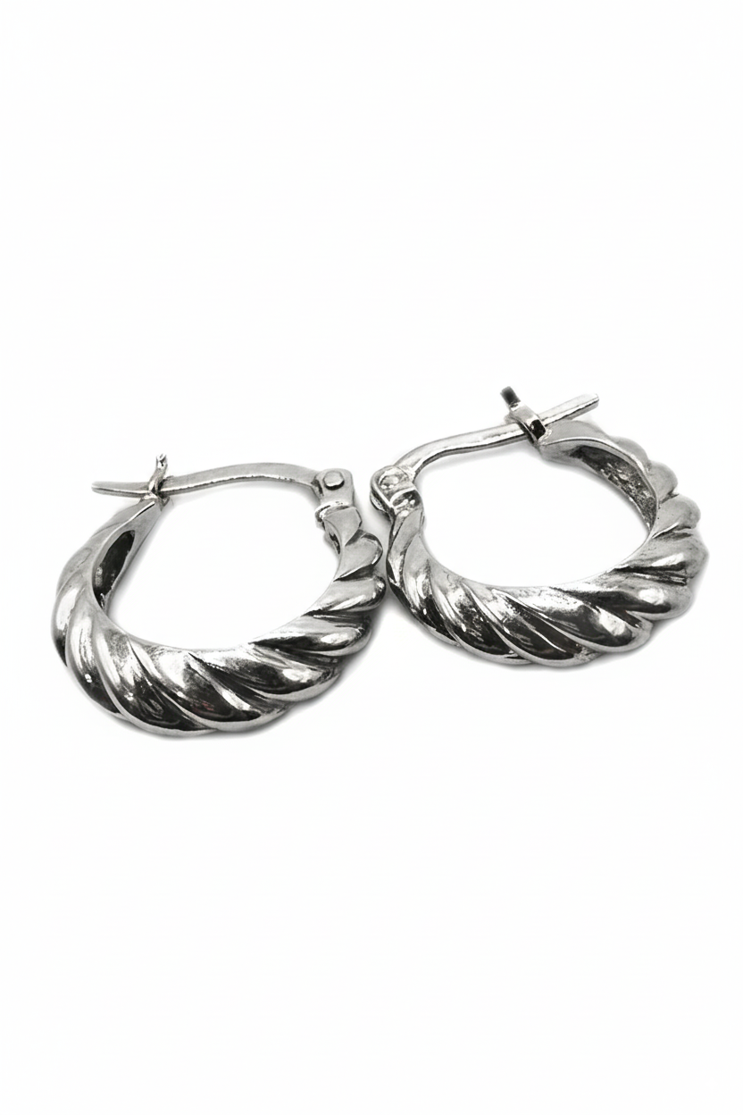 FLOW – Solid Silver Hoop Earrings