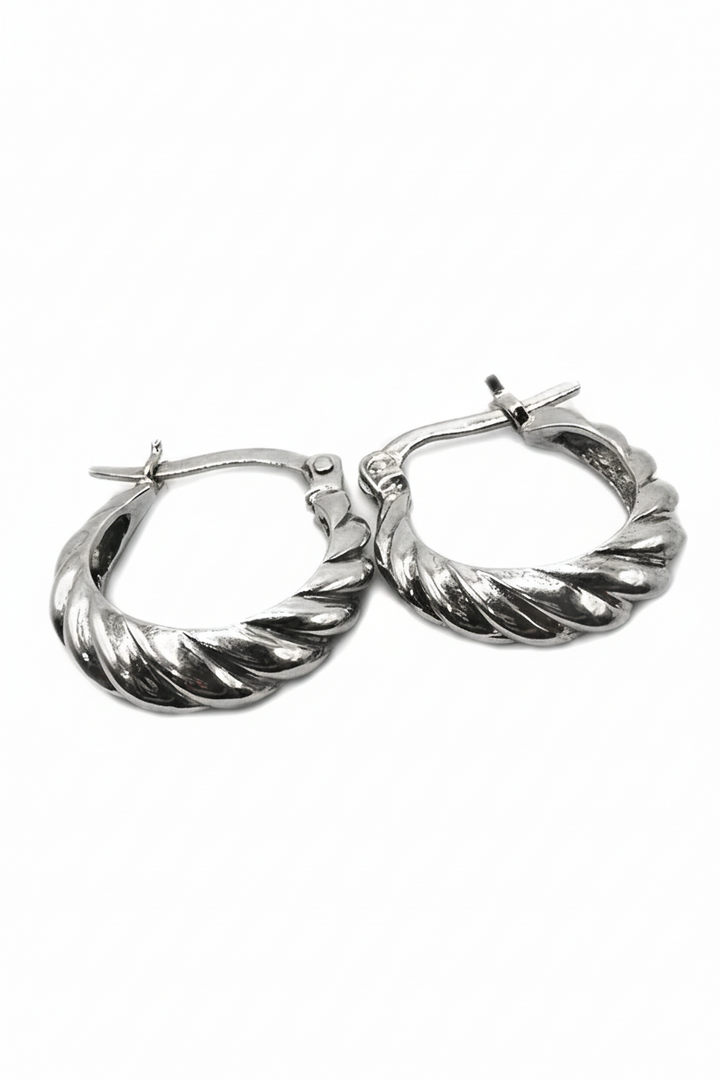FLOW – Solid Silver Hoop Earrings