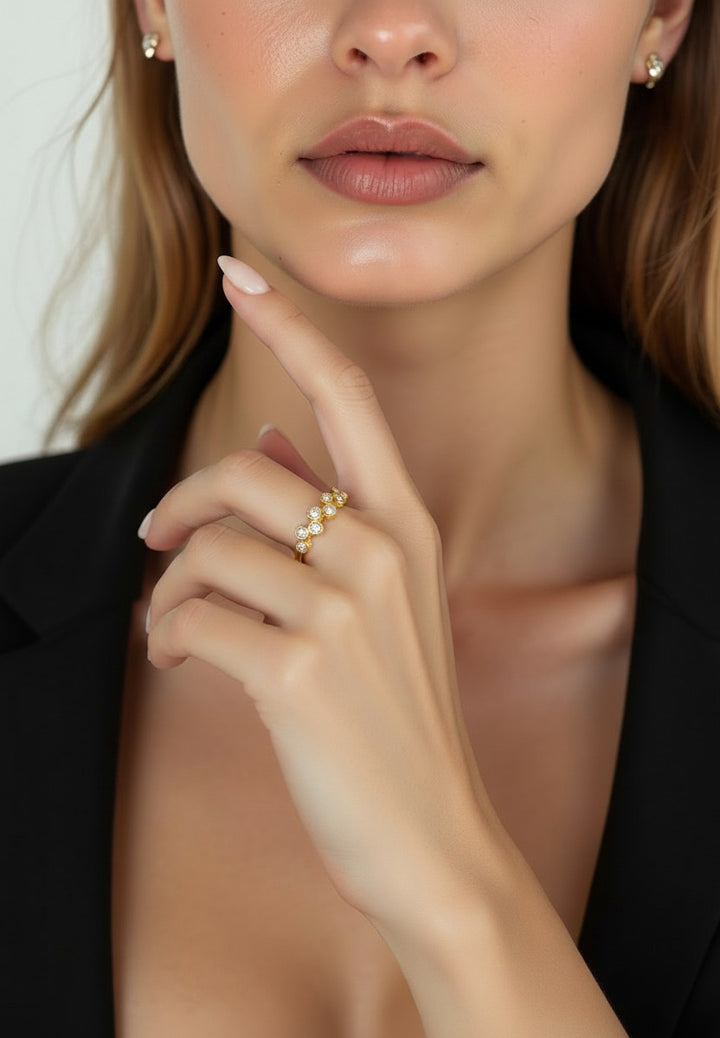 SNOW – Solid Gold Ring