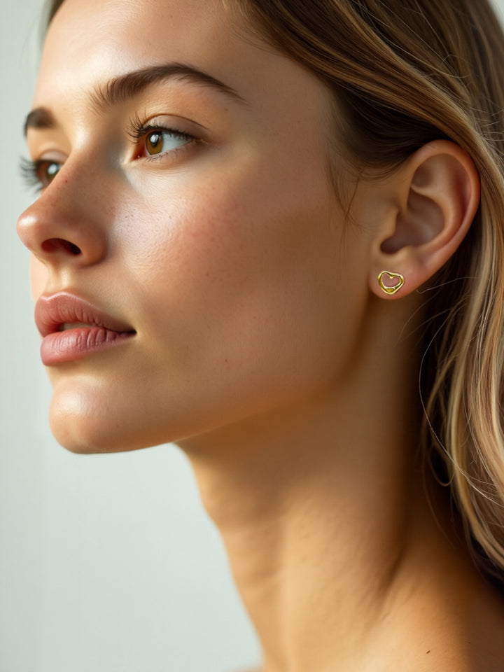 CORA – Solid Gold Stud Earrings